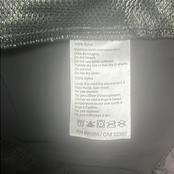 Women’s Outdoor Research XSmall Helium Rain Jacket Black - Picture 5 of 6